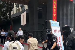 尼克斯战灰熊 OG&兰德尔缺战 灰熊7人缺阵&6人不确定出战